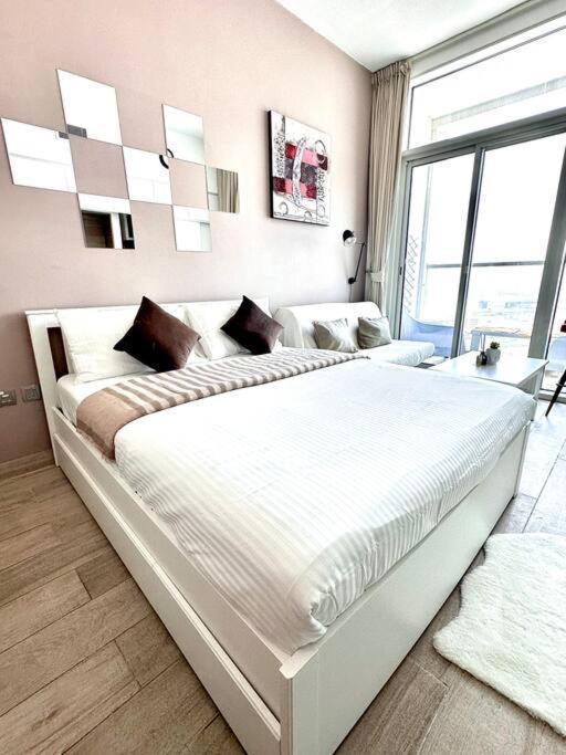 Lujo Marina Apartment